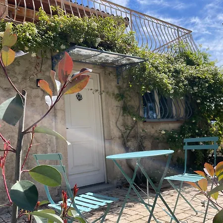 Confortable Au Calme Avec Acces Piscine Et Parking