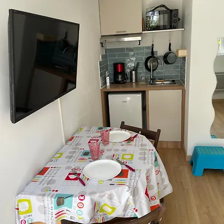 Appartement Confortable Au Calme Avec Acces Piscine Et Parking